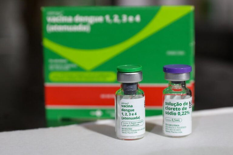 Vacinação contra dengue começa na segunda-feira (2) em Poços de Caldas