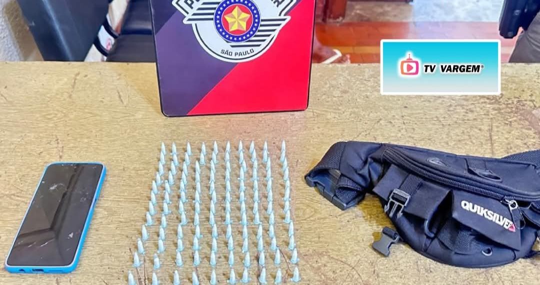 Adolescente é apreendido com 127 pinos de cocaína
