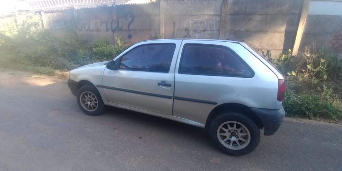 Polícia Militar recupera Gol que havia sido furtado em Poços