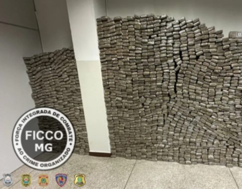 Carga pesada: Polícia Civil apreende mais de uma tonelada de maconha em Minas