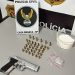 Suspeita de guardar armas e drogas para facção criminosa é presa em flagrante