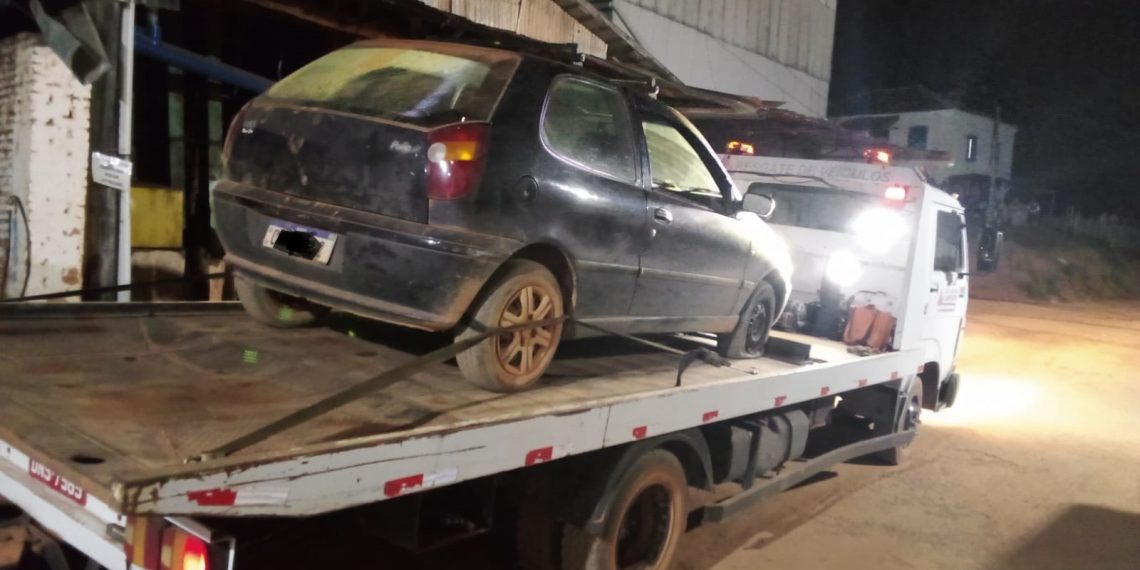 Homem é preso furtando café em fazenda; três suspeitos conseguiram fugiram