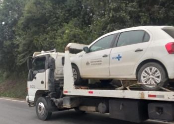 Carro da Saúde de Poços é removido com 10 multas e licenciamento de 2022