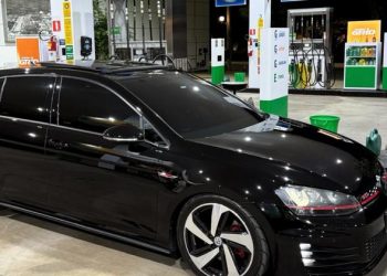 Suspeitos roubam carro e celular durante assalto em Poços de Caldas