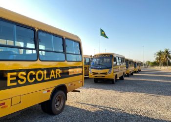 Secretaria de Educação de Poços adota plano emergencial para garantir transporte escolar na Zona Sul
