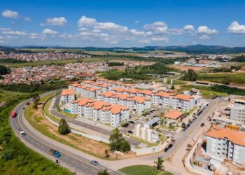 Transporte escolar no bairro Tiradentes em Poços já está em funcionamento