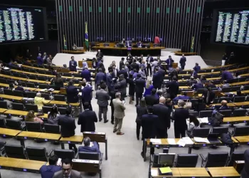 Câmara aprova projeto que amplia número de deputados federais