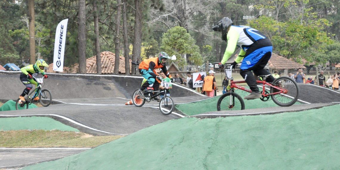 Prefeitura de Poços lança edital de patrocínio esportivo com investimento de R$ 1,25 milhão