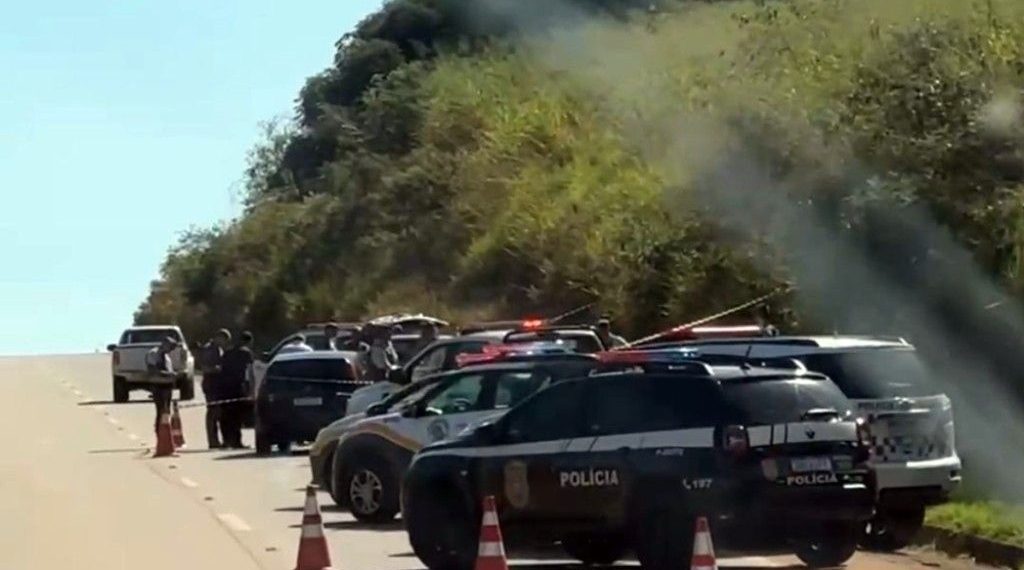 Suspeito morre em troca de tiros com PM na SP-332