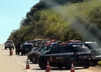 Suspeito morre em troca de tiros com PM na SP-332