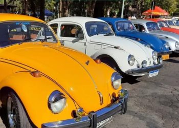 Evento em comemoração ao Dia Mundial do Fusca acontece neste domingo (15) em Poços