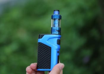 Um em cada 9 adolescentes usa cigarro eletrônico no Brasil