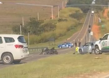 Garupa morre após acidente entre carro e moto na região