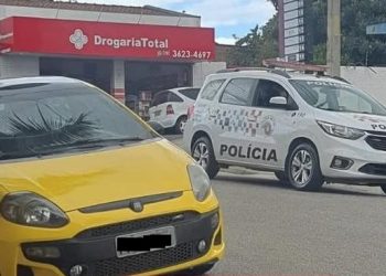 Carro roubado em Poços é encontrado em São João da Boa Vista; suspeito é preso