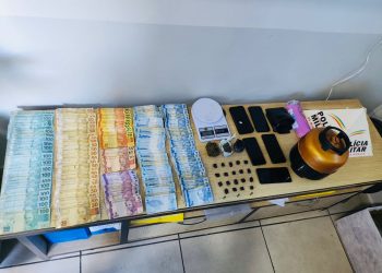 PM prende traficantes e apreende grande quantidade de drogas e dinheiro