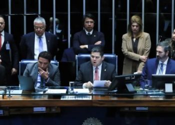 Senado aprova aumento do número de deputados federais para 531