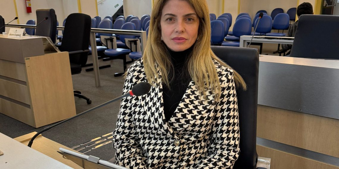 Projeto de Lei propõe apoio psicológico e terapêutico às mulheres vítimas de violência em Poços