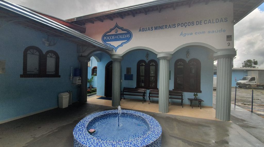 Município paga R$ 200 mil por obra que não aconteceu em Poços; vereadores denunciam