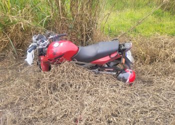 Motociclista morre e filho fica ferido após acidente em rodovia da região