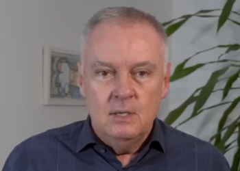 VÍDEO: Sérgio Azevedo se pronuncia após justiça determinar afastamento de presidência da DME