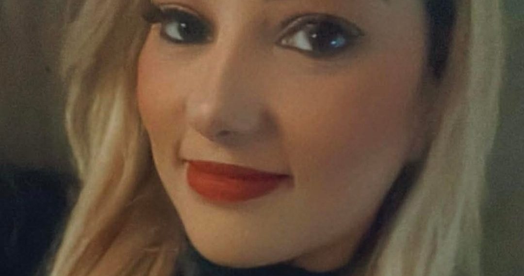 Corpo de enfermeira que morreu em acidente é sepultado