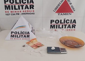 Homem é preso por tráfico durante operação policial em Andradas