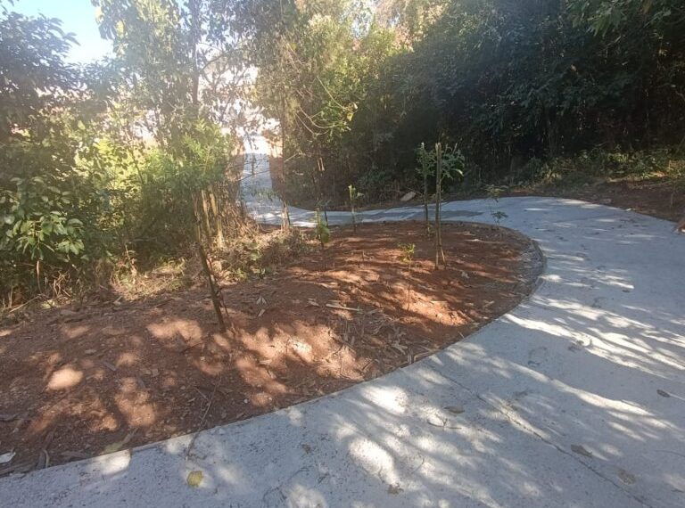 Prefeitura realiza ligação entre os bairros Caio Junqueira e Jardim Ipê