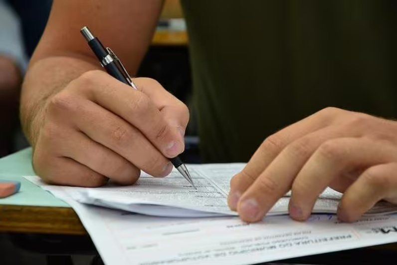 Prefeitura de Poços abre inscrições para concurso público com mais de 60 vagas