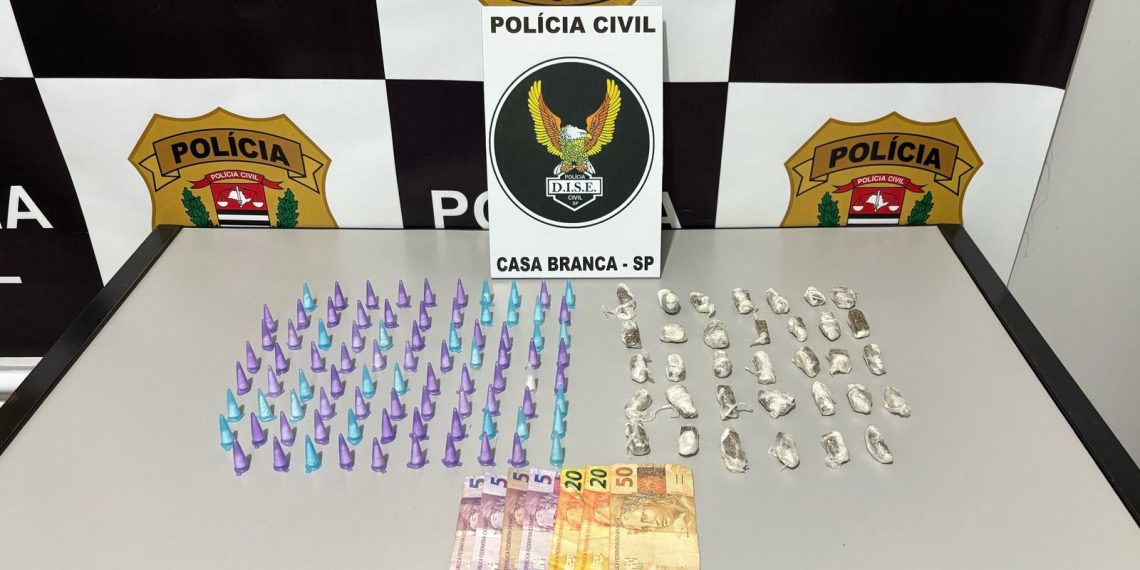 Mulher é presa com dezenas de porções de cocaína e maconha em Mococa