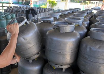 Preço do botijão de gás tem leve queda em Poços de Caldas, aponta Procon