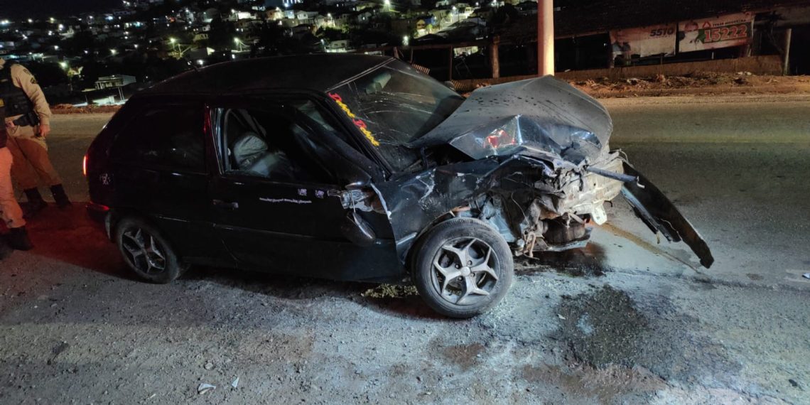 Colisão entre dois veículos deixa idoso ferido no Sul de Minas