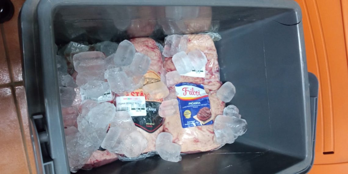Homem é preso após furtar 3 peças de picanha de supermercado na zona sul de Poços