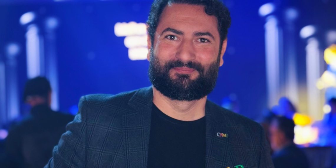 Minas Gerais tem um novo nome das campanhas eleitorais: Fabrício Menezes leva 5 prêmios no CAMP da Democracia