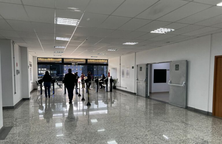 Prefeitura de Poços convoca aprovados em 15 cargos distintos no Concurso Público 001/2023