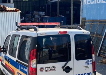 Operação apreende 1,5 tonelada de fios furtados e lacra estabelecimentos em Poços