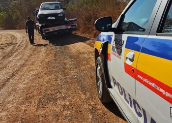 PM recupera carro furtado em área rural de Poços de Caldas