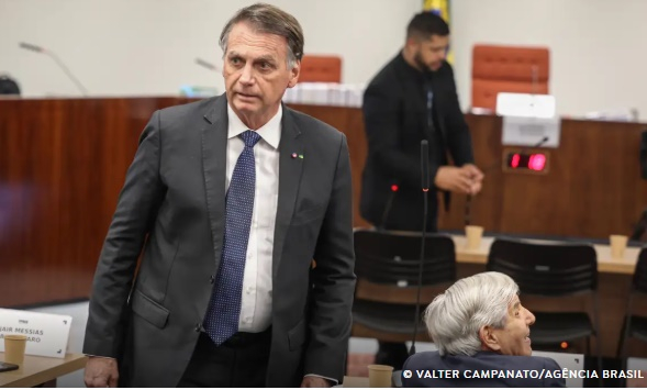 Prisão domiciliar: saiba o que Bolsonaro está proibido de fazer