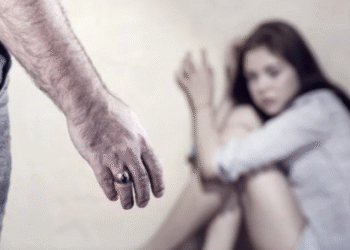 PM evita possível feminicídio em cidade da região; mulher vivia em cárcere privado