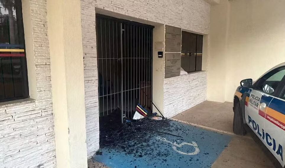 Médico é preso após efetuar disparos contra sede da Polícia Militar no Sul de Minas