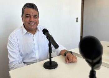 Prefeito de Poços, Paulo Ney, comunica desfiliação do PSDB