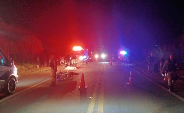 Dois motociclistas morrem em batida em rodovia no Sul de Minas