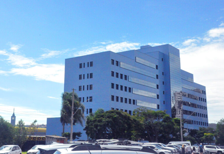 TJMG anula lei que obrigava citação de autores de projetos em Poços de Caldas