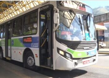 Vereador cobra explicações sobre superlotação dos ônibus que levam até bairros da zona sul de Poços