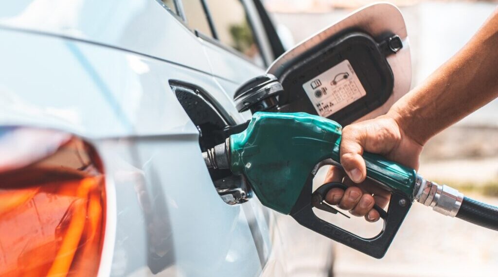 Veja quais os postos de combustíveis mais em conta para abastecer em Poços neste início de setembro