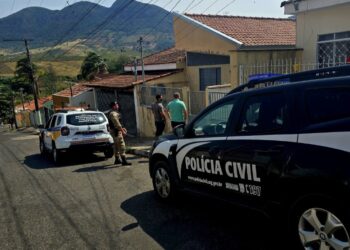 Homem é preso em flagrante por ameaçar ex-companheira em Andradas