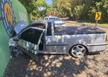 Condutor embriagado é preso após colisão entre dois veículos em Andradas