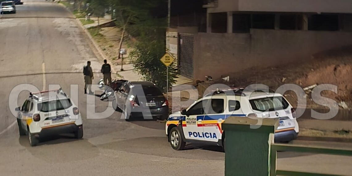 Quadrilha tenta furtar motocicletas em condomínios de Poços de Caldas e foge após ação da PM