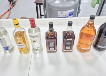 Metanol: Entenda como é feita a análise de bebidas adulteradas