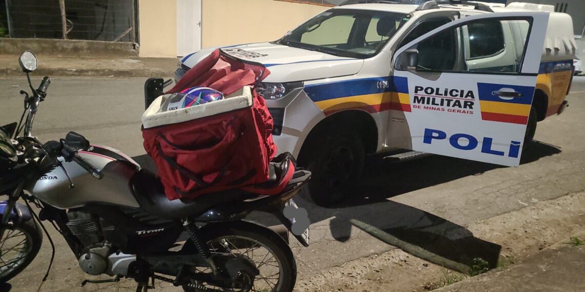 Homem é preso por tráfico de drogas após perseguição policial em Poços
