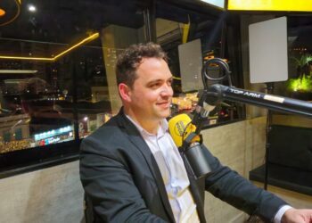 Programa Poços em Foco recebe diretor-geral do IFSULDEMINAS de Poços de Caldas